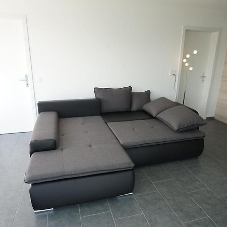 Clasgieri - 3-Zimmer-Ferienwohnung Fuer 4 - 6 Personen, 65M2 Falera Exteriör bild