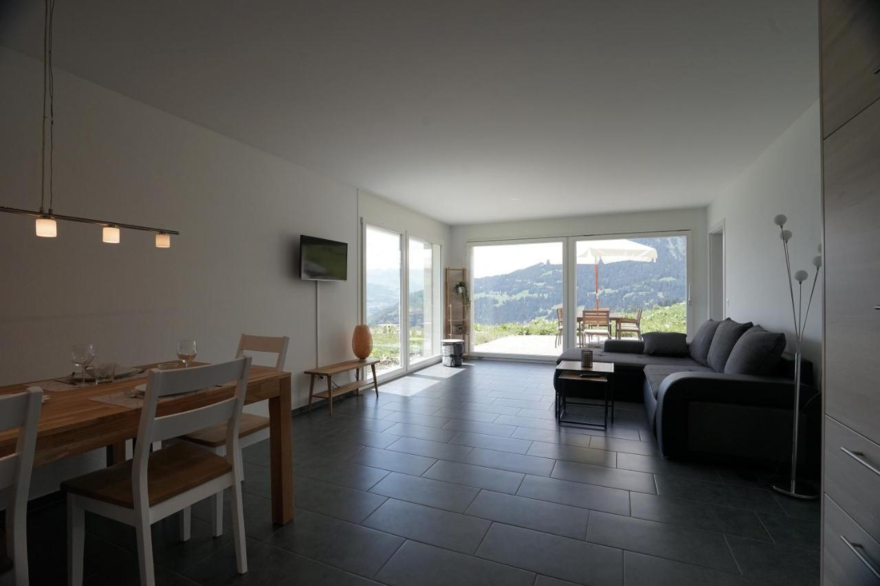 Clasgieri - 3-Zimmer-Ferienwohnung Fuer 4 - 6 Personen, 65M2 Falera Exteriör bild